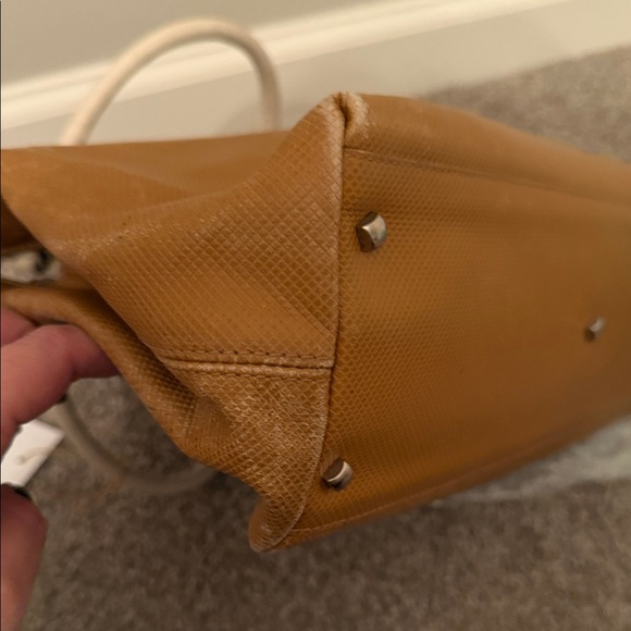 Bottega Veneta Two-Way Leather Tote Bag - Picture 11 of 13